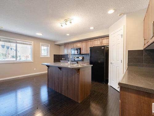 103 655 Tamarack Road, Edmonton, AB - Indoor Photo Showing Kitchen