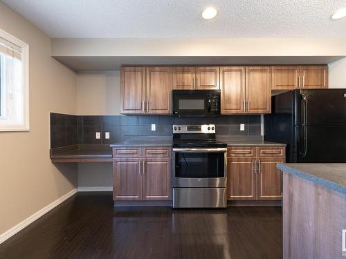 103 655 Tamarack Road, Edmonton, AB - Indoor Photo Showing Kitchen