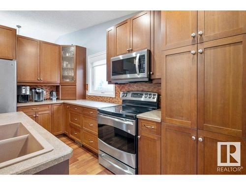 14 Hunter Court, Sherwood Park, AB - Indoor Photo Showing Kitchen