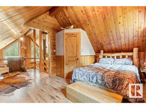 409 1414 Hwy 37, Rural Lac Ste. Anne County, AB - Indoor Photo Showing Bedroom