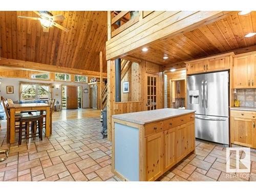 409 1414 Hwy 37, Rural Lac Ste. Anne County, AB - Indoor Photo Showing Kitchen