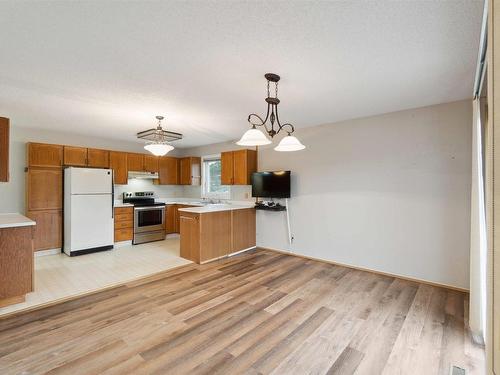 45 Sunrise Vg, Stony Plain, AB 