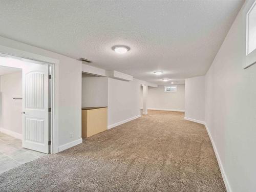 45 Sunrise Vg, Stony Plain, AB 