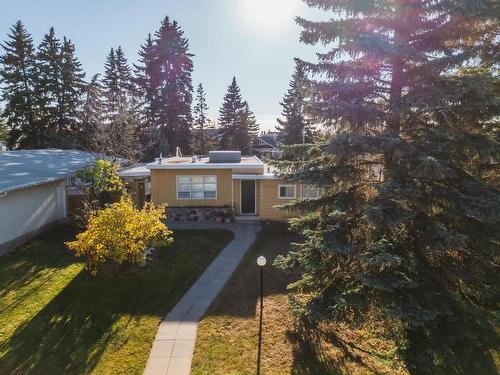 11689 72 Av Nw, Edmonton, AB 