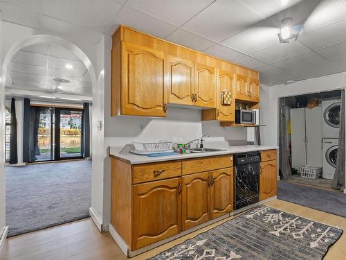 15719 77 Street, Edmonton, AB - Indoor Photo Showing Kitchen With Double Sink