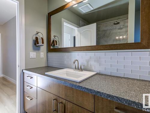 9311 169 Street, Edmonton, AB - Indoor Photo Showing Bathroom