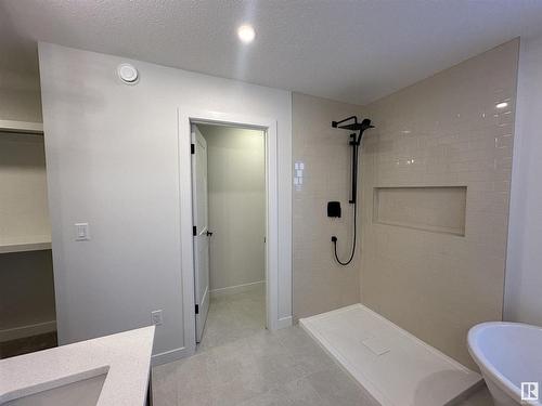 29 Cannes Cove, St. Albert, AB - Indoor Photo Showing Bathroom