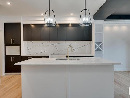 9 Elderberry Point(E), Fort Saskatchewan, AB - Indoor Photo Showing Kitchen