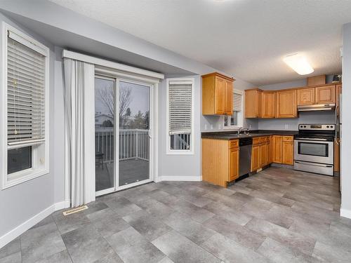 71 3380 28A Avenue, Edmonton, AB - Indoor Photo Showing Kitchen