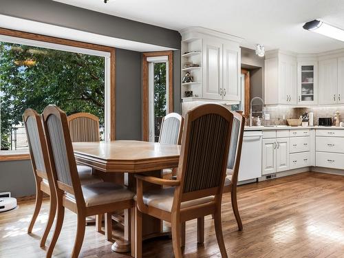 34 River Glen, Fort Saskatchewan, AB - Indoor Photo Showing Dining Room