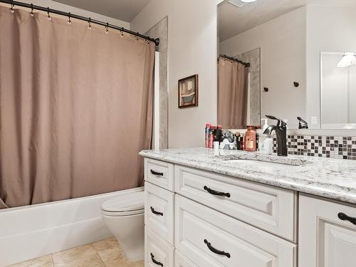 34 River Glen, Fort Saskatchewan, AB - Indoor Photo Showing Bathroom