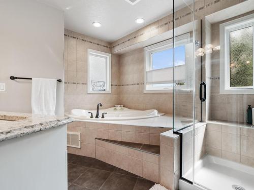 34 River Glen, Fort Saskatchewan, AB - Indoor Photo Showing Bathroom