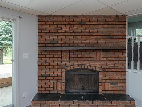 14 52312 Rge Rd 220, Rural Strathcona County, AB - Indoor Photo Showing Other Room With Fireplace