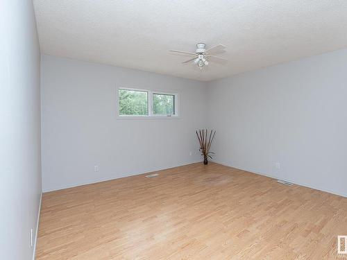 14 52312 Rge Rd 220, Rural Strathcona County, AB - Indoor Photo Showing Other Room