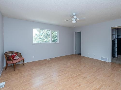 14 52312 Rge Rd 220, Rural Strathcona County, AB - Indoor Photo Showing Other Room