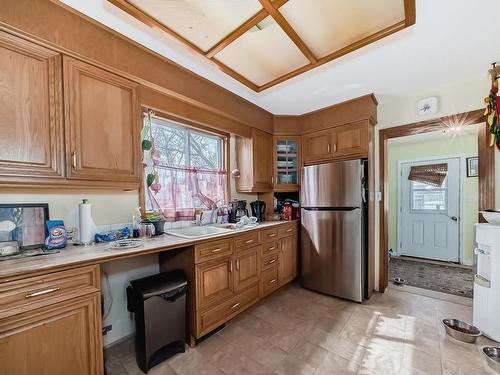 10202 109 Street, Fort Saskatchewan, AB - Indoor Photo Showing Kitchen