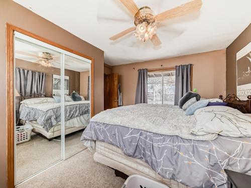 10202 109 Street, Fort Saskatchewan, AB - Indoor Photo Showing Bedroom