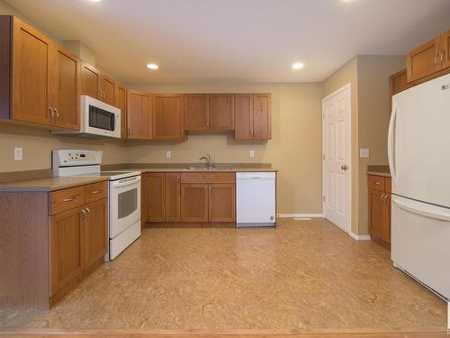 4910 58 Street, Athabasca Town, AB - Indoor Photo Showing Kitchen