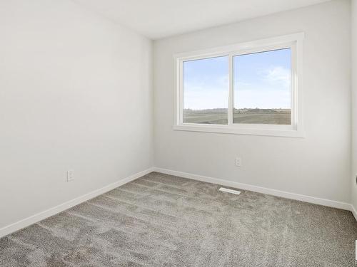 86 Redspur Drive, St. Albert, AB - Indoor Photo Showing Other Room