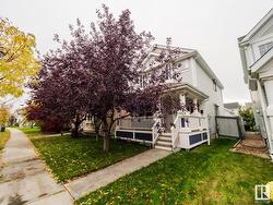 7923 13 AV SW  Edmonton, AB T6X 1H2