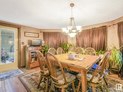 181 22555 Twp Road 530, Rural Strathcona County, AB - Indoor Photo Showing Dining Room