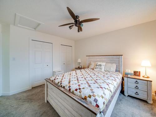 7529 188 Street, Edmonton, AB - Indoor Photo Showing Bedroom