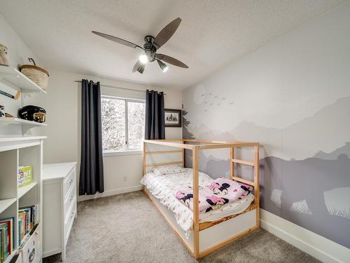 7529 188 Street, Edmonton, AB - Indoor Photo Showing Bedroom