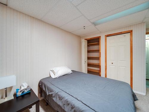 7529 188 Street, Edmonton, AB - Indoor Photo Showing Bedroom