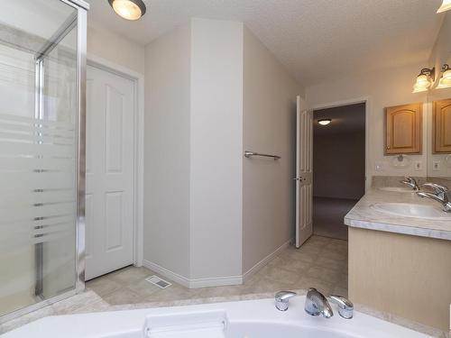 1026 Rutherford Place, Edmonton, AB - Indoor