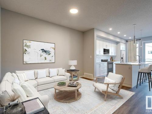 22749 95A Avenue, Edmonton, AB - Indoor Photo Showing Living Room