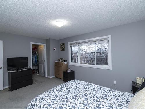 1851 32 St Nw, Edmonton, AB 