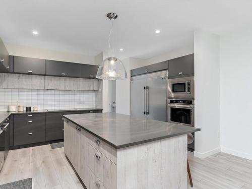 12143 107 Street, Edmonton, AB - Indoor Photo Showing Kitchen With Upgraded Kitchen