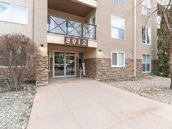 #410 8912 156 ST NW  Edmonton, AB T5R 1Y6