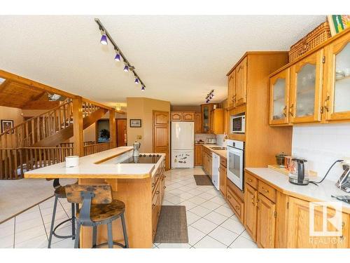 8 Sunrise Dr Summer Village Of Larkspur, Rural Westlock County, AB - Indoor Photo Showing Kitchen