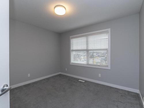 5 Jamison Crescent, St. Albert, AB - Indoor Photo Showing Other Room