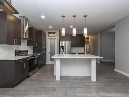 5 Jamison Crescent, St. Albert, AB - Indoor Photo Showing Kitchen With Stainless Steel Kitchen With Upgraded Kitchen