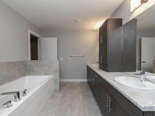 5 Jamison Crescent, St. Albert, AB - Indoor Photo Showing Bathroom