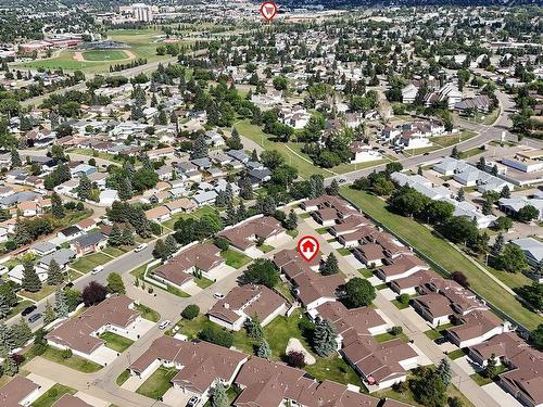 201 Knottwood N, Edmonton, AB -  With View