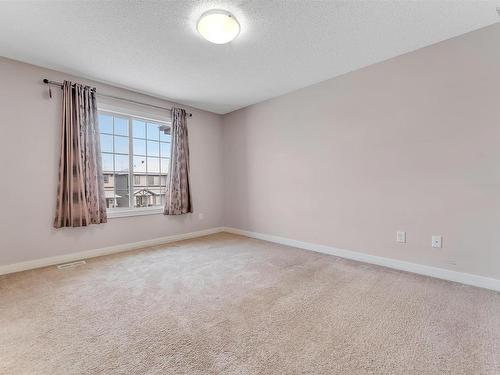 2815 17 Avenue Nw, Edmonton, AB - Indoor Photo Showing Other Room