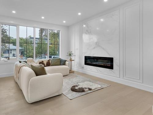 9627 74 Avenue, Edmonton, AB - Indoor Photo Showing Living Room With Fireplace