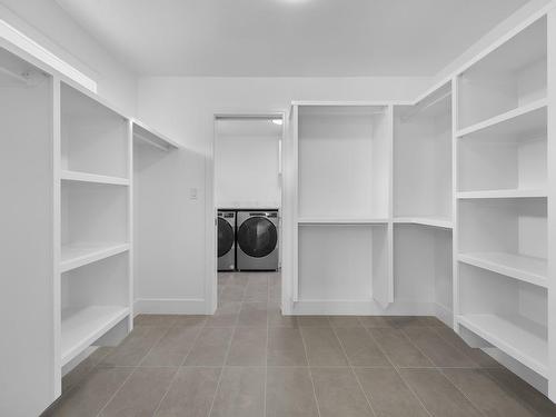 9627 74 Avenue, Edmonton, AB - Indoor With Storage