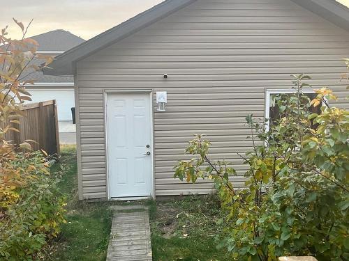 2627 20 Avenue, Edmonton, AB - Outdoor