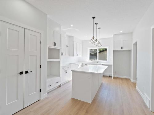 11715 127 Street, Edmonton, AB - Indoor Photo Showing Kitchen