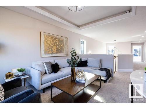 6632 Crawford Landing Landing, Edmonton, AB - Indoor Photo Showing Living Room