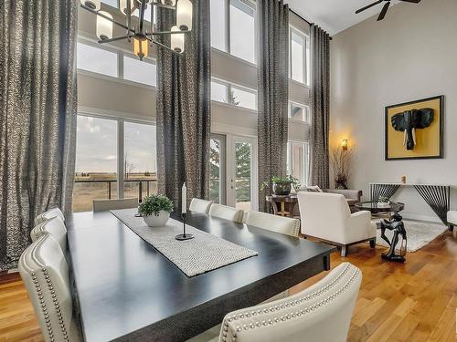 1722 Adamson Crescent, Edmonton, AB - Indoor Photo Showing Living Room