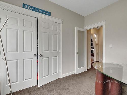 1722 Adamson Crescent, Edmonton, AB - Indoor Photo Showing Other Room