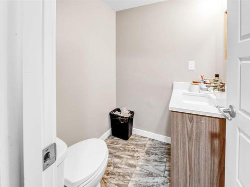 4123 22 Avenue, Edmonton, AB - Indoor Photo Showing Bathroom