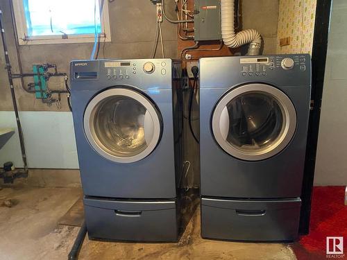 4005 53A Street, Wetaskiwin, AB - Indoor Photo Showing Laundry Room