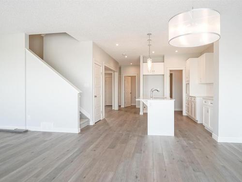 22 Enns Court, Fort Saskatchewan, AB - Indoor Photo Showing Kitchen