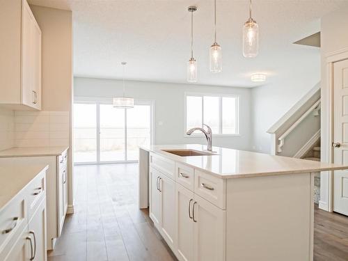 22 Enns Court, Fort Saskatchewan, AB - Indoor Photo Showing Kitchen With Upgraded Kitchen